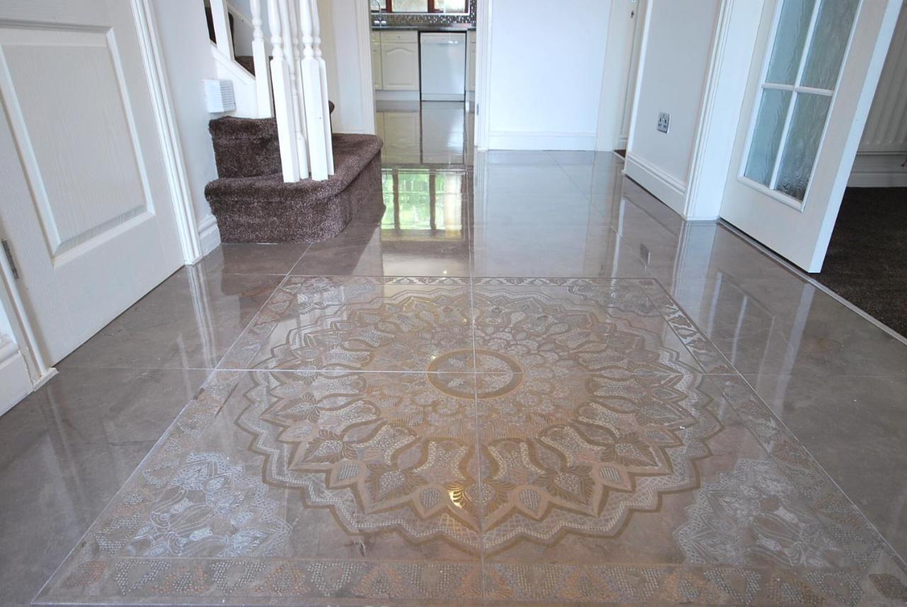 Entire And Exclusive Four Bed Detached Villa Lostock Dış mekan fotoğraf
